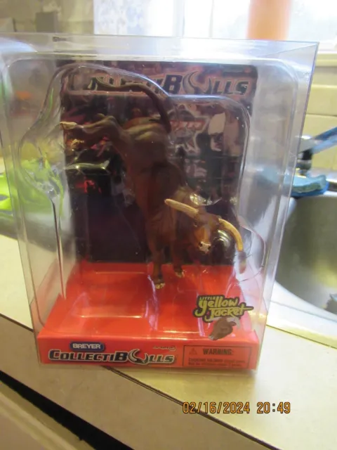 Breyer Pbr Collectibulls #62011 Little Yellow Jacket Rodeo Bull Nib