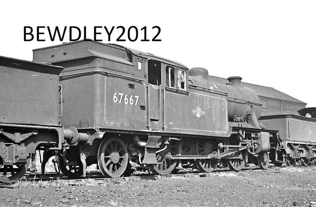 NEGATIVE 35MM LNER V3 67667 ON HURLFORD SHED NO DATE RECORDED ...