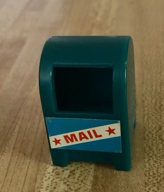 Fisher-Price Sesame Street Little People Mailbox Mail Box Clubhouse Fisher Price