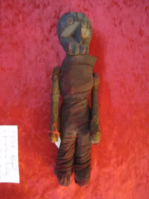 OBJET RARE et Précieux : poupée funéraire "Téraï" origine sud du Népal _N°PE01