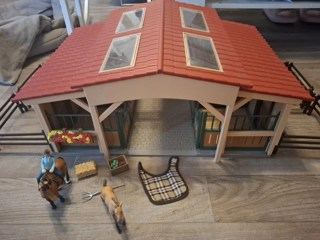 Grande écurie Schleich Farm World 42195 - Boîte De Jeu Chevaux - NEUF