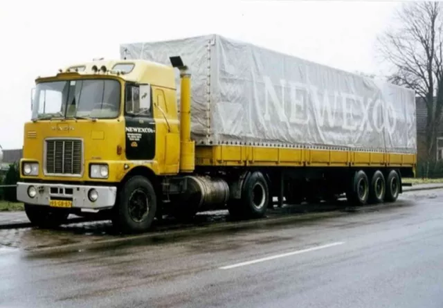 TEKNO 71480 Mack F 700 4X2 & Semi Altopiano Telonato " Newexco " ( Nl ) Mint Box