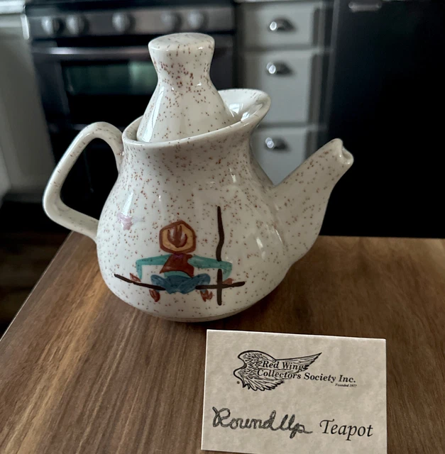 Red Wing Tea Core RED WING POTTERY 2006 Red Wing Collectors Society Round Up Tea Pot £83. ...