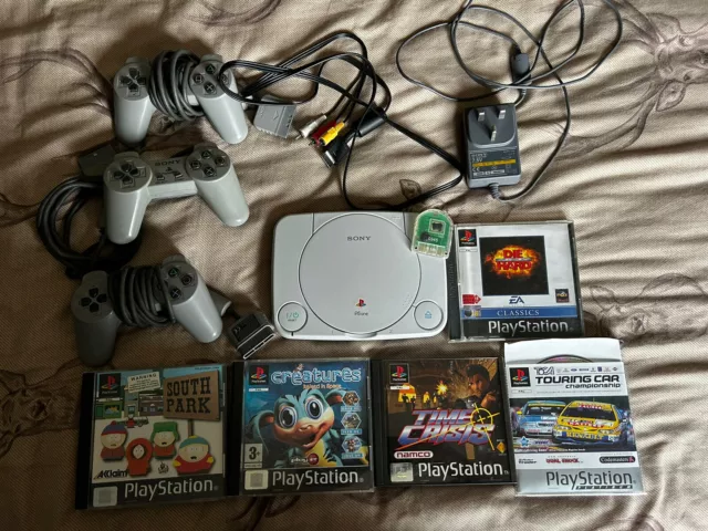 SONY PLAYSTATION 1 Console Bundle PSOne With 3 Controllers Memory