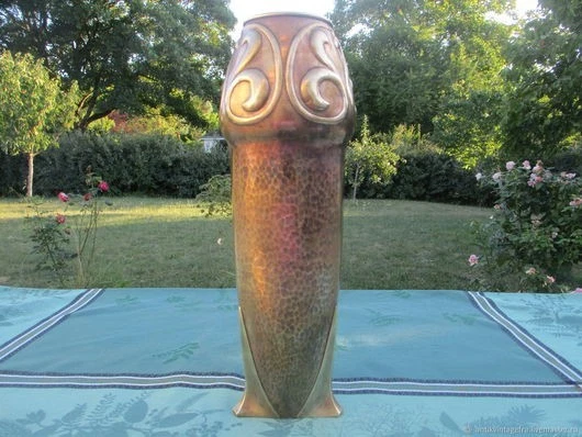 Pichet Vase Ancien Art Nouveau En étain - Femme - France - Déco Antique