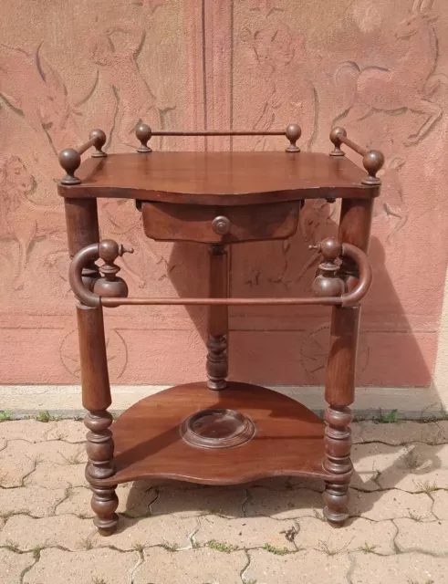 Splendida Toilette in noce epoca '800 con colonne tornite