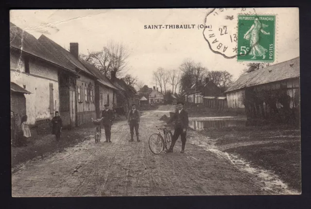 SAINT THIBAULT oise CPA 60 la grande rue animée  vélos