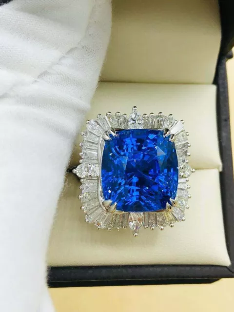 Stunning 9 CT Ceylon Cornflower Blue Sapphire & 3.40CT White CZ Royal Women Ring