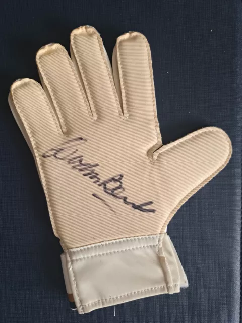 Signed Goalkeeper Glove Gordan Banks With Coa