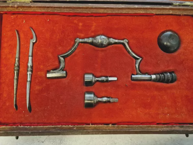 Seltenes 18.Jahrhundert Trepanationsset - Trepanationsbesteck verm. Leseur Paris