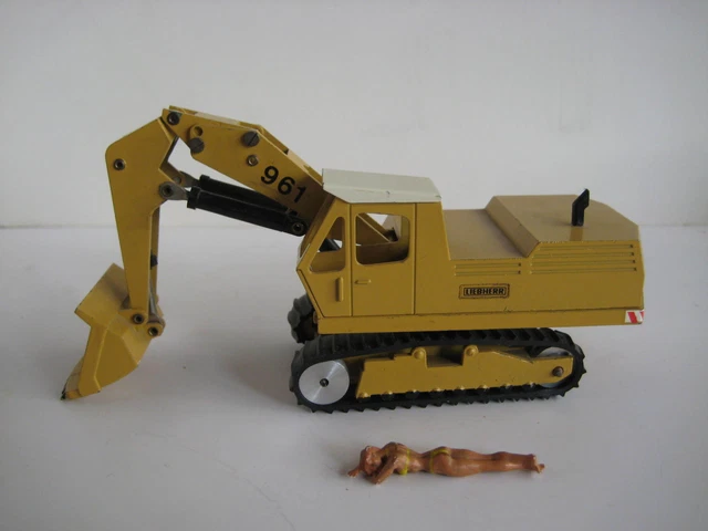 Miniature Liebherr R 991 Excavatrice Conrad 1/50, N°2824, Moulé Sous Pression