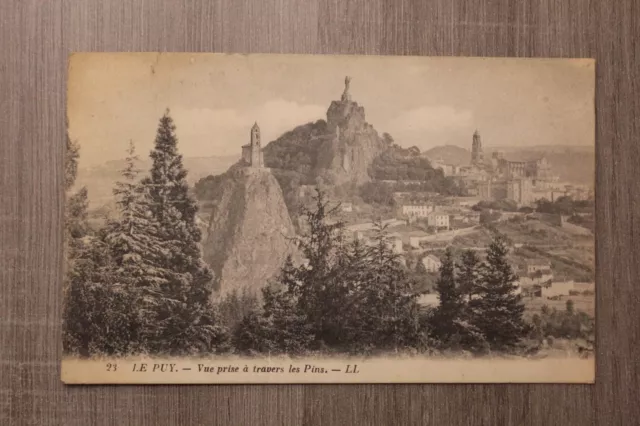 Carte postale ancienne CPA LE PUY - Vue prise à travers les Pins