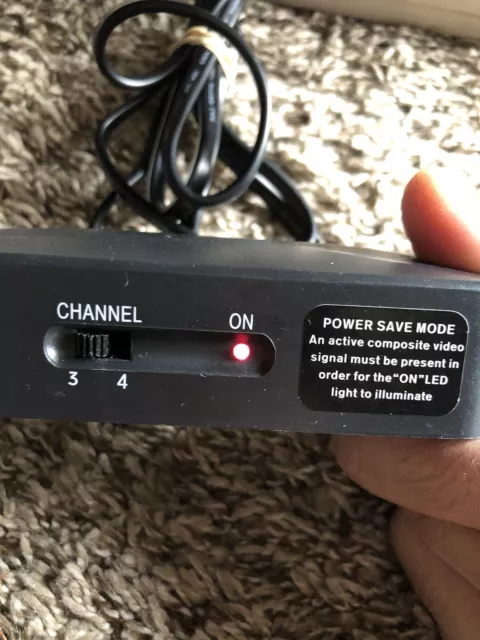 RF Modulator M61138 Audio / Video Switch Box 120V Power Cord 3 &4 Channel AV HD7