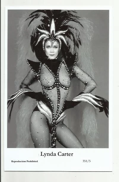 (Bx8) Lynda Carter Swiftsure Photo Postcard (351/5) Filmstar Pin Up Glamor