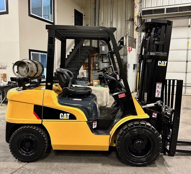 2006 Caterpillar P6500 6500 Lb Lp Gas Forklift Cushion 88/186" 3 Stage Mast