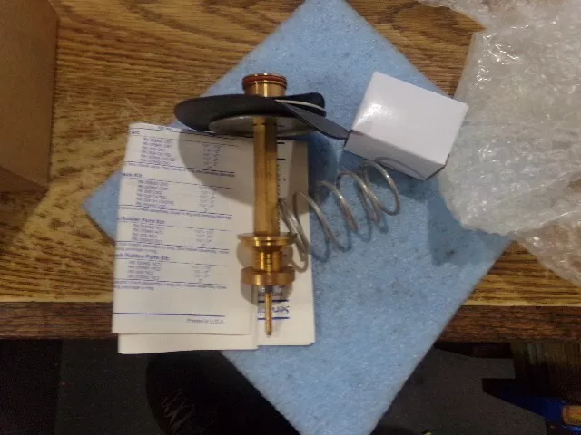 Watts Regulator Model: RK 009 M1 VT Repair Kit.  EDP# 0887277.  1¼ - 2".  NOS