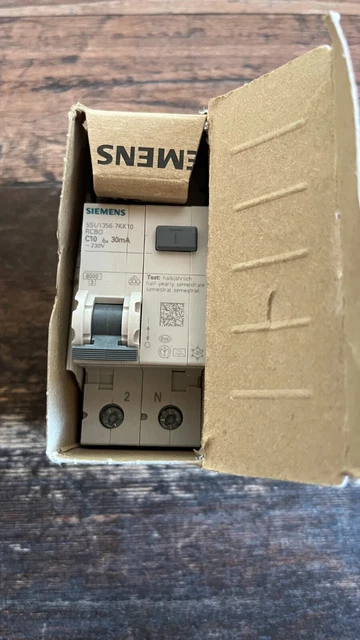 Siemens FI/LS 5SU1 356-7 KK10 C10A 30mA