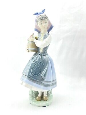 Vtg Lladro Spain Daisa Porcelain Figurine #1416 Budding Blossoms Girl Flowers