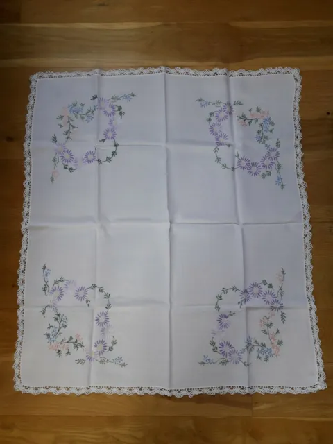 Vintage Embroidered Floral Flowers Tea Table Cloth Tablecloth Crochet Lace Edged