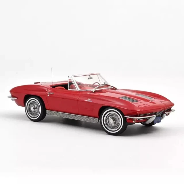 Chevrolet Corvette 1963 MCACN - AutoWorld 1/18 - Neuf