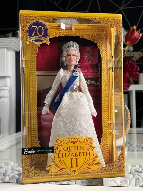 Signature Barbie Queen Elizabeth II Platinum Jubilee Doll 100% Authentic Mattel