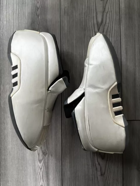 Kobe bryant sales moon shoes