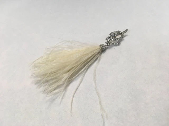 Jenny Packham single crystal encrusted silver earring ostrich feather long drop