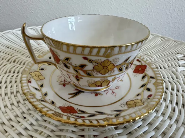 ROYAL CROWN DERBY ASIAN ROSE Gadroon Can Tea Cup & Saucer England