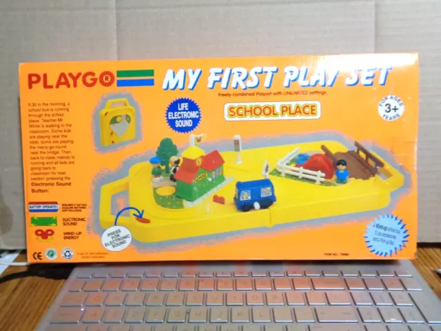 Playgo  MY FIRST PLAY SET  SCHOOL PLACE #70060