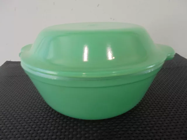 Agee Pyrex Green Sprayware Casserole Dish & Lid Vintage Small Round