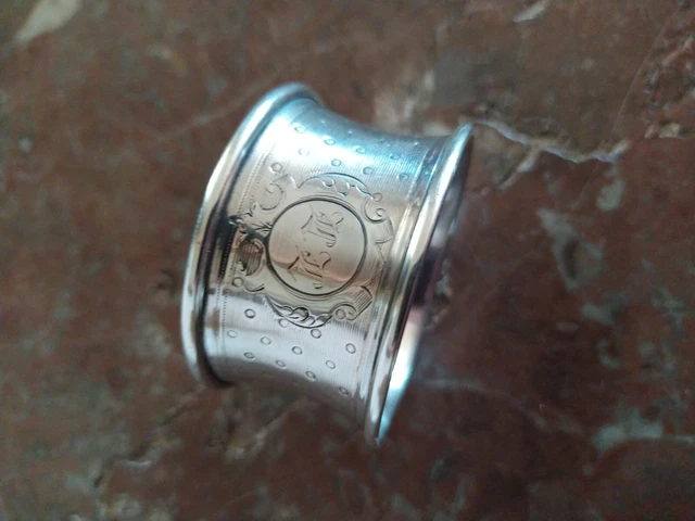 Rond de serviette Résille décor trèfle et fleur Argent