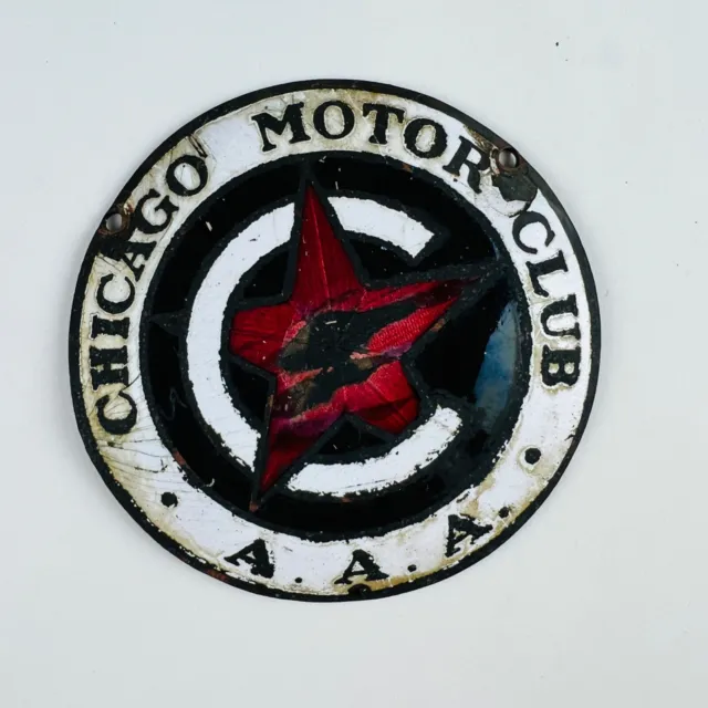 Grill Badge Chicago Motor Club Porcelain 4 in Disc AAA Vintage Auto Classic Car