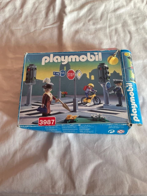 BOITE PLAYMOBIL 3987- carrefour avec piétons et signalisations EUR 10 ...