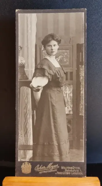 Foto CDV Portrait junge Dame, junge Frau, Oskar Meyer Wolfenbüttel um 1910