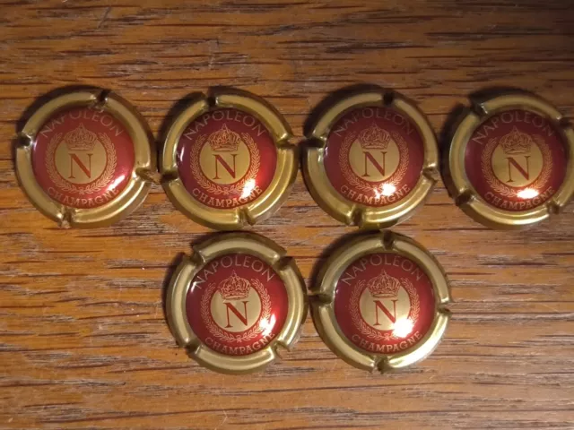 6 capsules de champagne Napoléon Bonaparte n°3 et 3a.