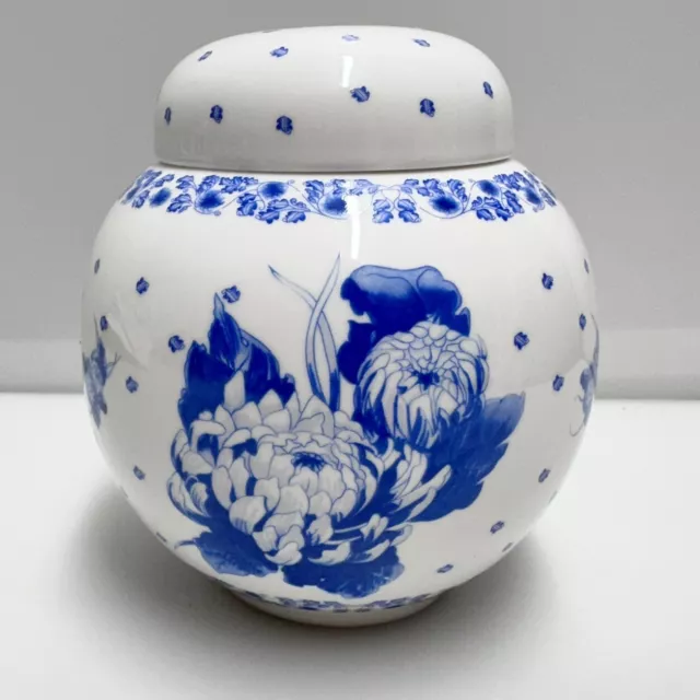 Ringtons Chrysanthemum Pattern Blue & White Ginger Storage Jar