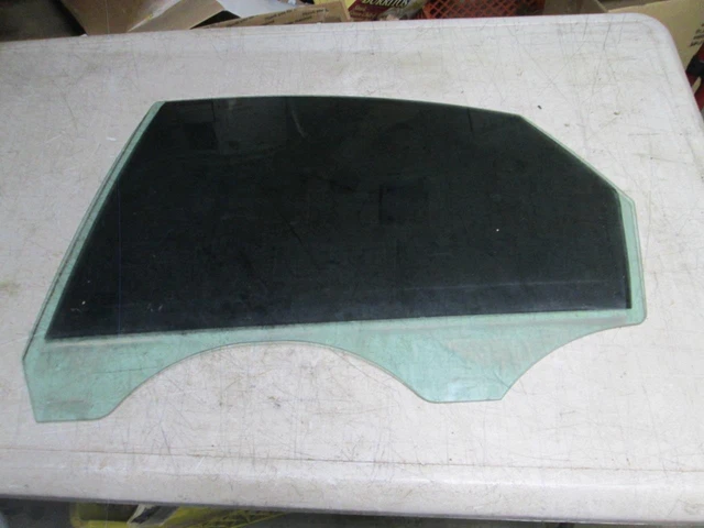 04 05 06 07 08 09 10 11 Volvo S40 Left Rear Door Window Glass 30674290