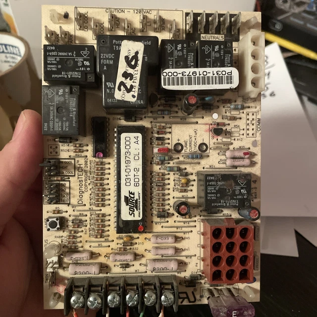 thumbnail image 2 of Honeywell Furnace Fan Control Board St9120c 2002 ST9120C2002 For Sale 2 of 11
