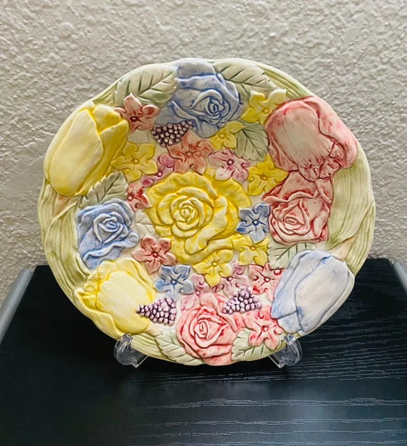 Vintage Beautiful Fitz and Floyd Designer Flower 9.5-inch Plate