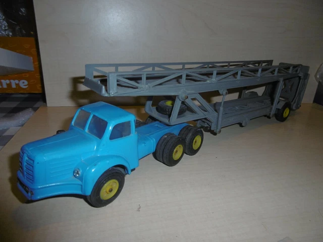 1/43 NOREV PLASTIQUE camion remorque transporteur auto voiture berliet