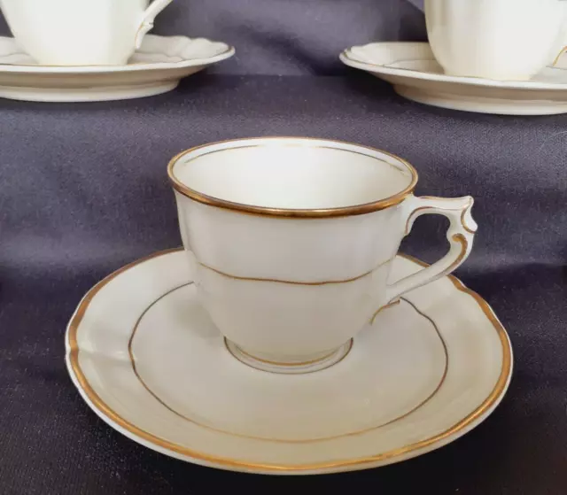 6 tasses à café en porcelaine de Limoges Bernardaud  Louis XV