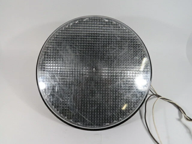 General Electric DR6-GCFB-17A-16 Green Traffic Signal 12" 120V 12.2W USED