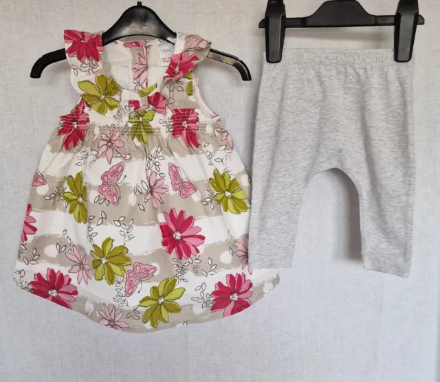 Next Baby Girls Set Age 3-6 Mths.Dress and leggings.Used.Perfect condition.