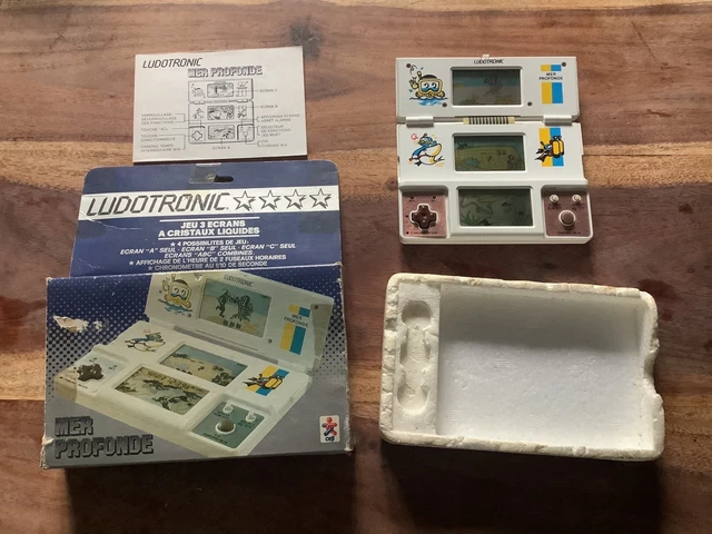 Handheld Empire - game | Ludotronic : Peau de Banane