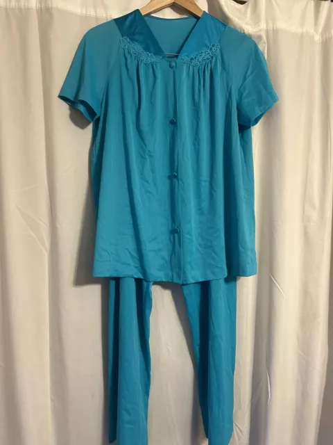 Vintage Vanity Fair Blue Two Piece Nylon Pajama Set Size Medium Classic