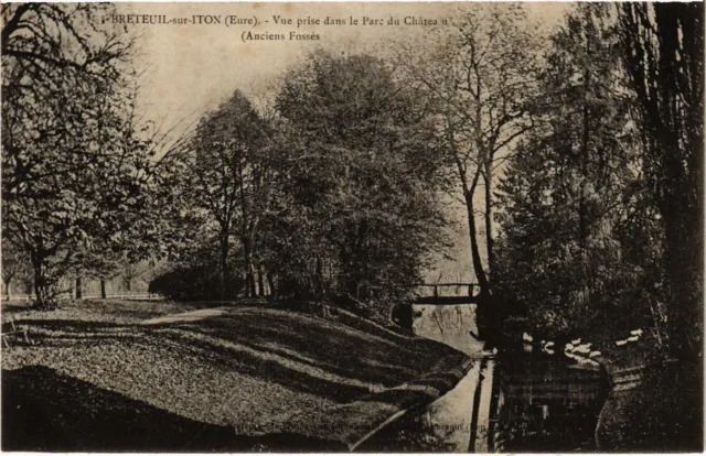 CPA BRETEUIL-sur-ITON - Vue prise dans le Parc du Chateau ... (297224)