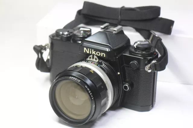 AS IS Nikon FE 35mm SLR Film Camera Nikkor-O Auto 35mm F/2 Non Ai Lens
