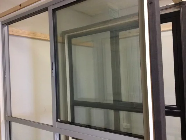 SLIDING WINDOW | Aluminium - Double Glazed - 1200h x 1810w