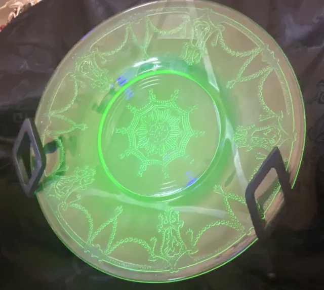 Vintage 1930's Hocking Cameo Ballerina Green Uranium Depression Glass Plate 8”