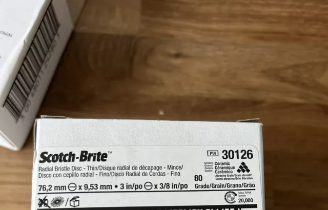 Scotchbrite Radial Bristle Disc 76.2mm Dia. 9.53mm Centre Hole P80 2